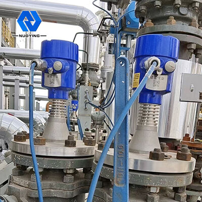 Harga yang bagus Sensor Tingkat Air Radar Keakuratan Tinggi dengan antena panel dan bahan PTFE/3l6L ((opsional) on line